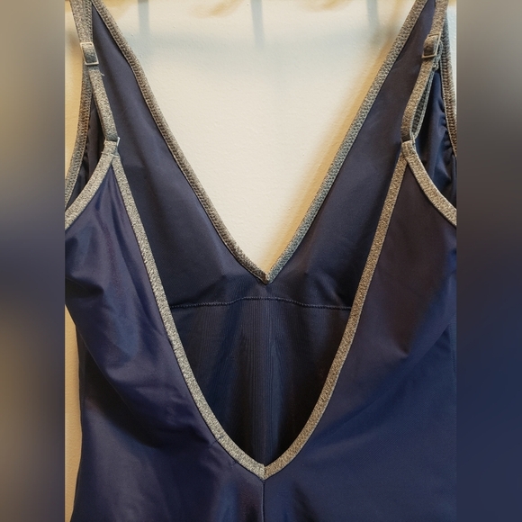 Aerie Navy Blue with White Embroidered Flowers Swimsuit, Medium - Picture 4 of 5